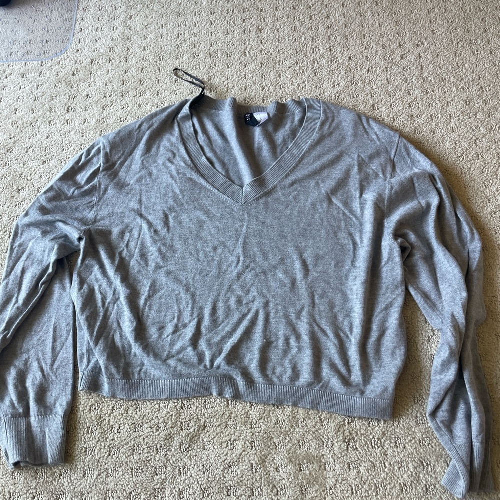 H&M Gray V-Neck Sweater for Women